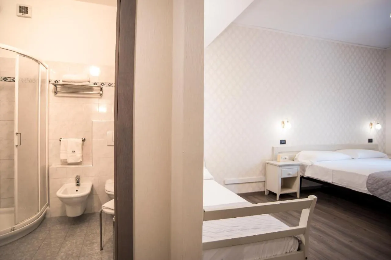 Hotel Marisa Albenga