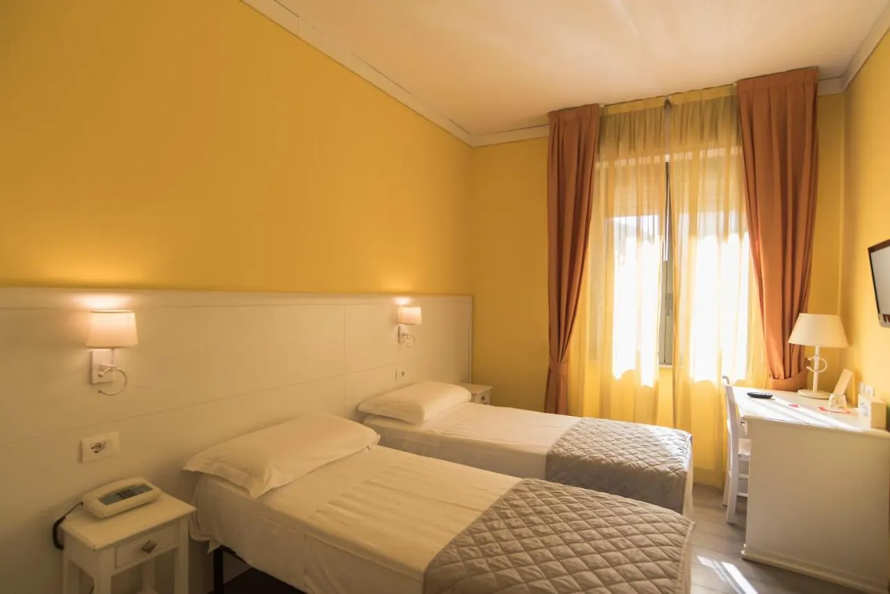 Hotel Marisa Albenga