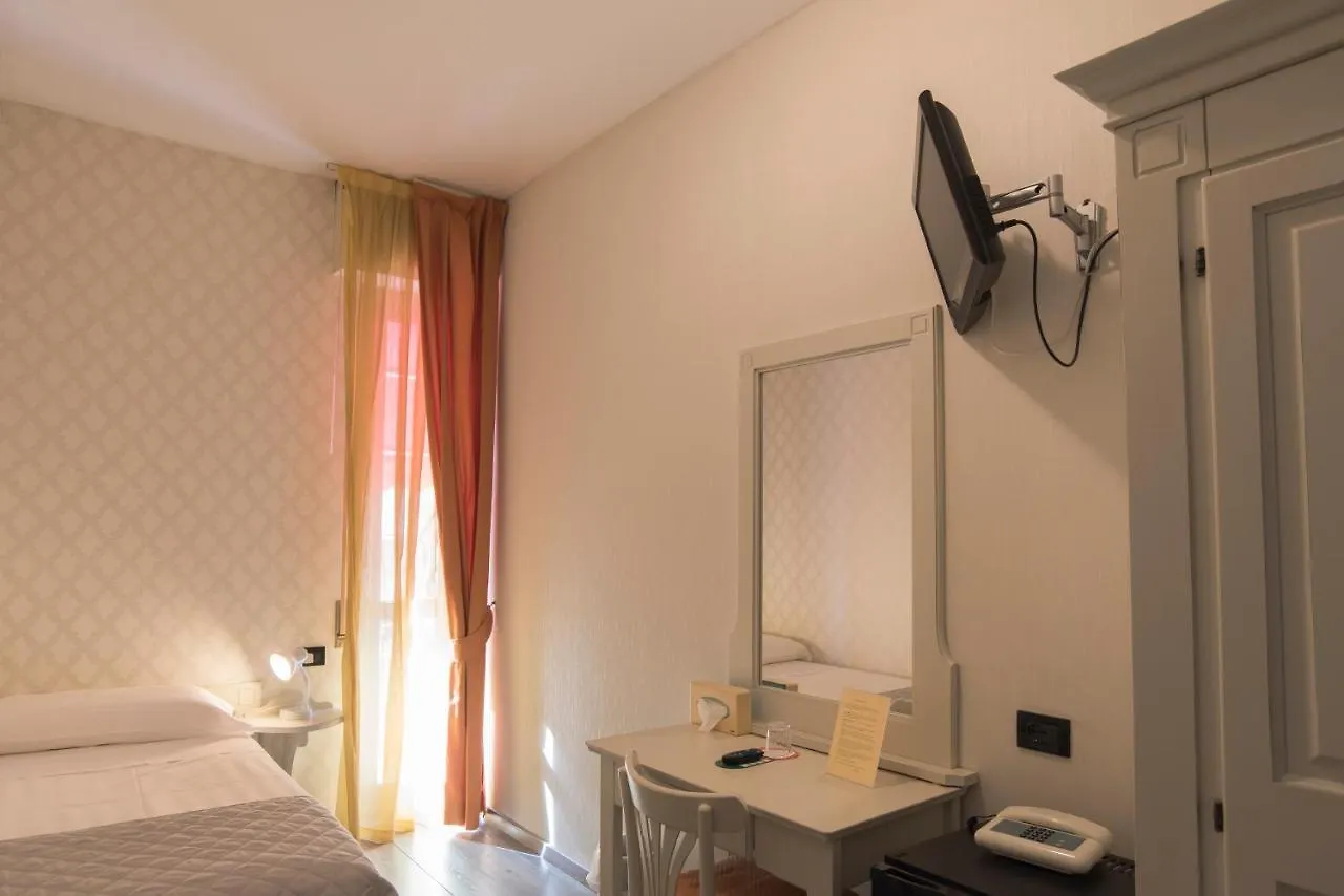 Hotel Marisa Albenga